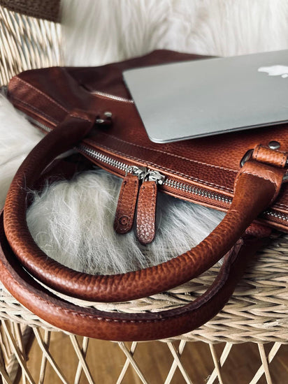 Laptop / arbejdstaske Maisy Deep Cognac - VIAMAJA.DK