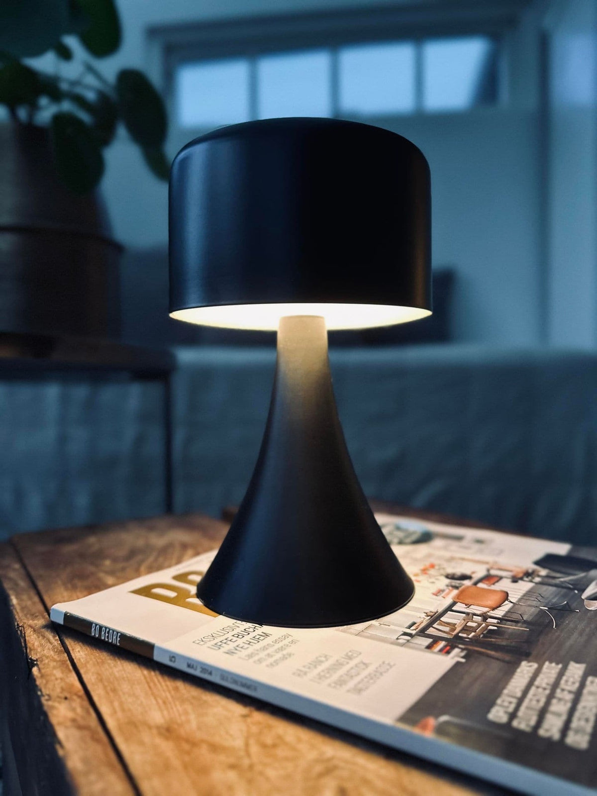 LED Bordlampe Black - VIAMAJA.DK