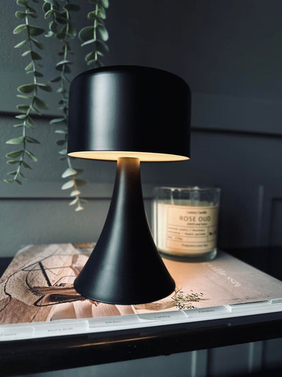 LED Bordlampe Black - VIAMAJA.DK