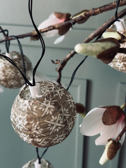 LED Lyskæde med solceller - Summer golden - VIAMAJA.DK