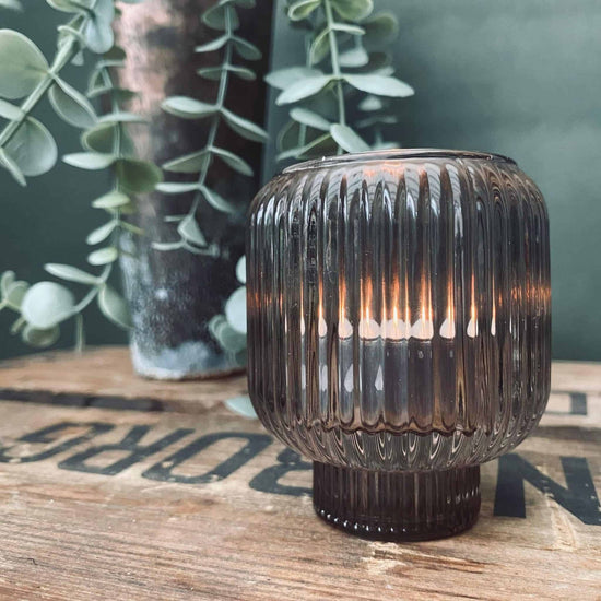Lysestage / Vendbar røgfarvet glas - VIAMAJA.DK