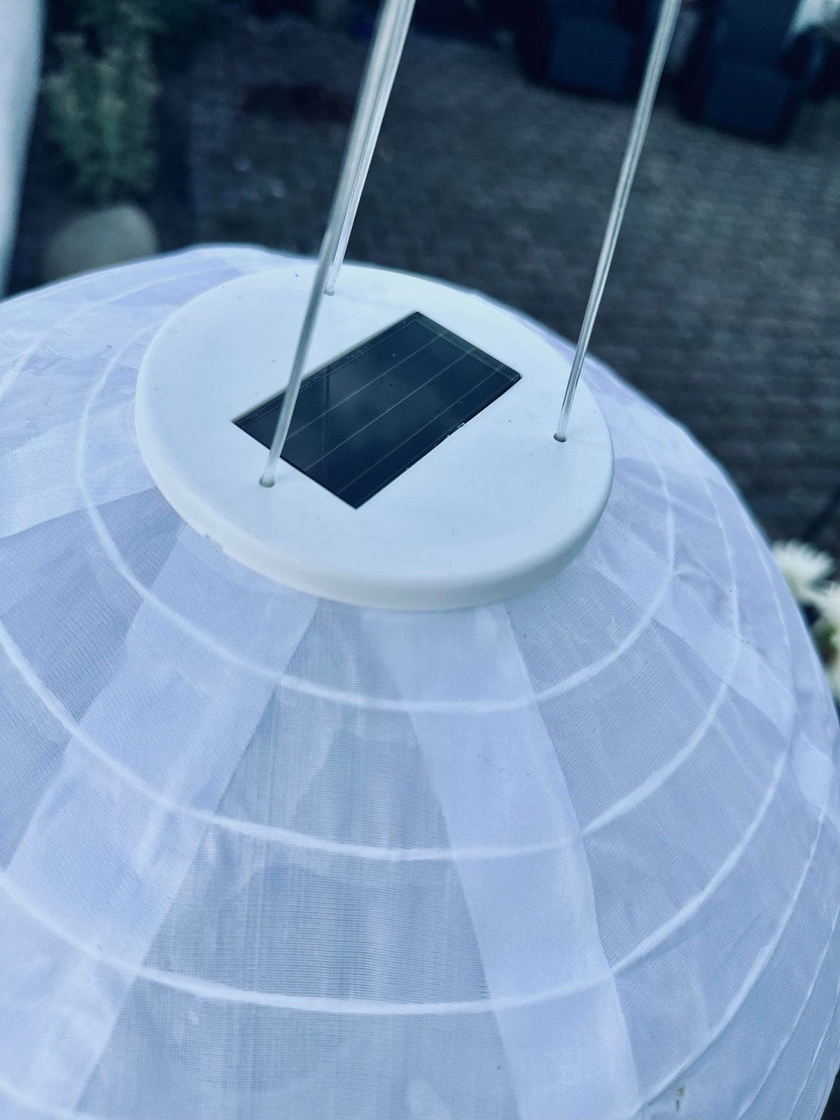 Lyskugle med solceller - VIAMAJA.DK