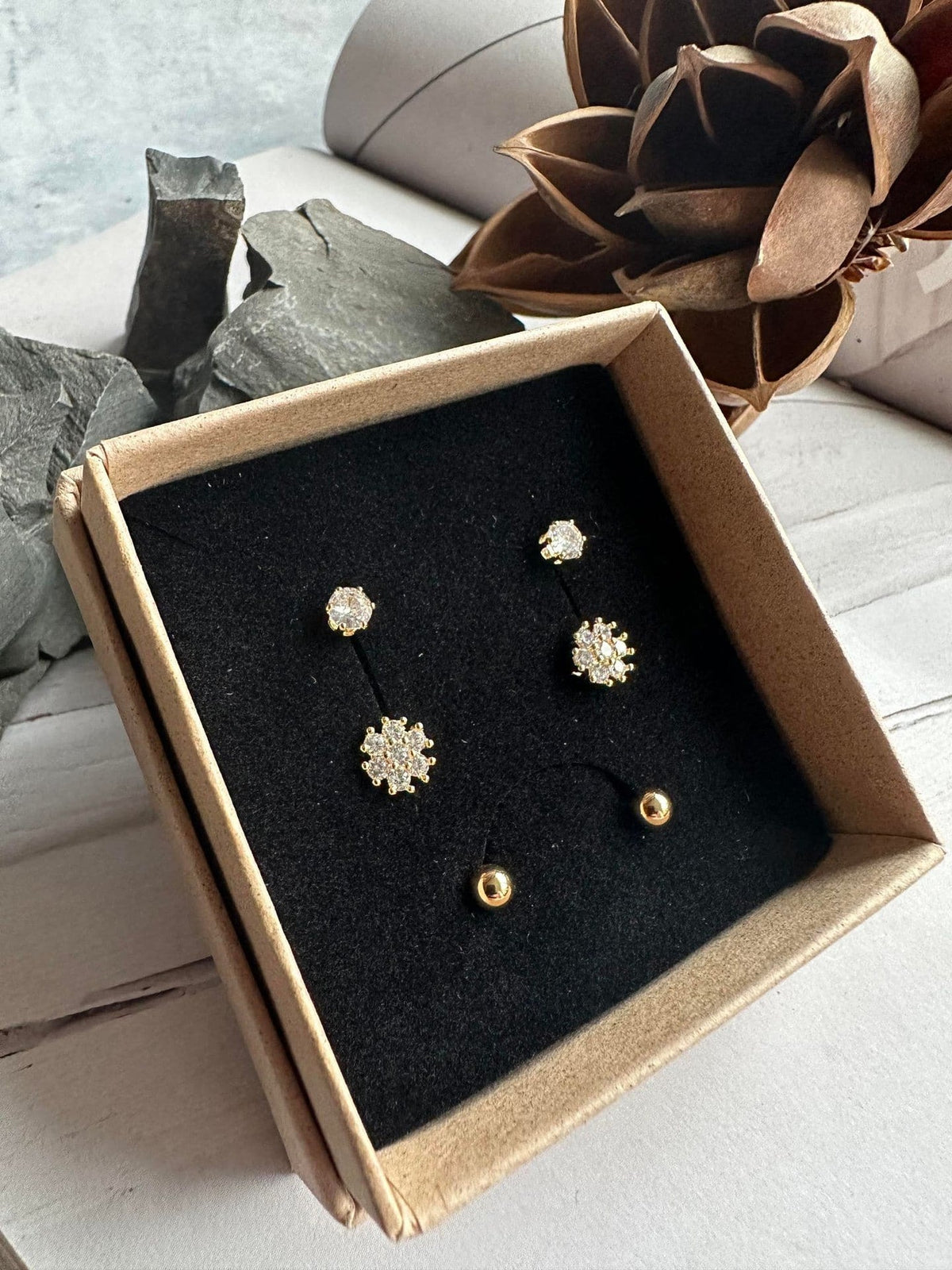 Mix box med 6 øreringe - Ivy 18k forgyldt - VIAMAJA.DK