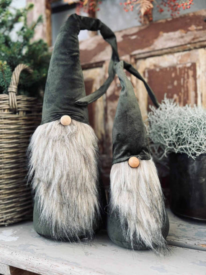 Nisse med skæg - Velour 32cm - VIAMAJA.DK