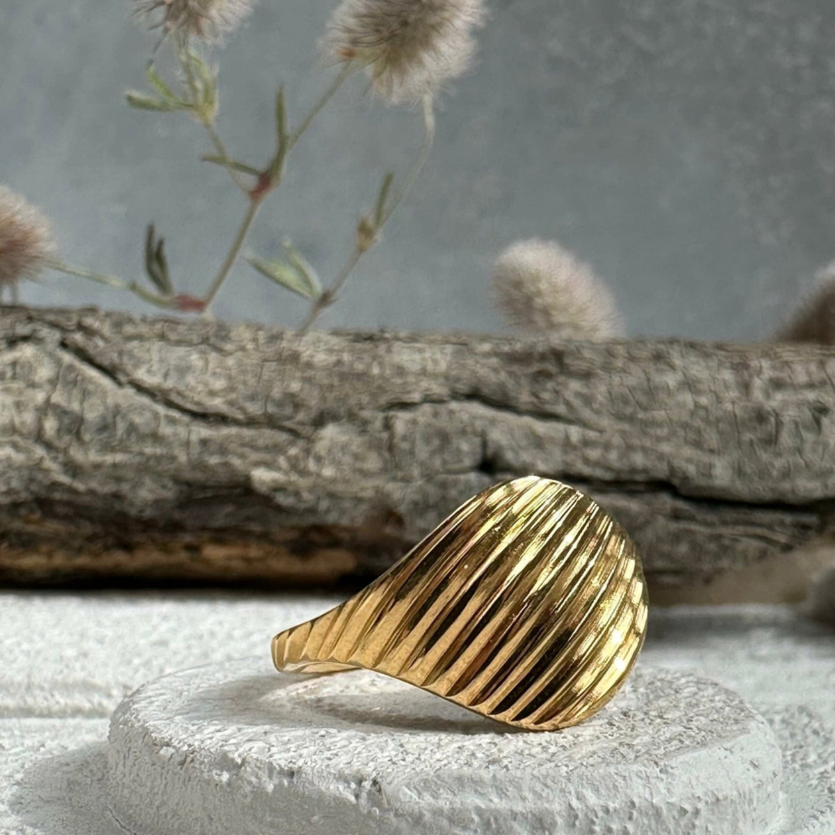 Ring ALYSSIA forgyldt - VIAMAJA.DK