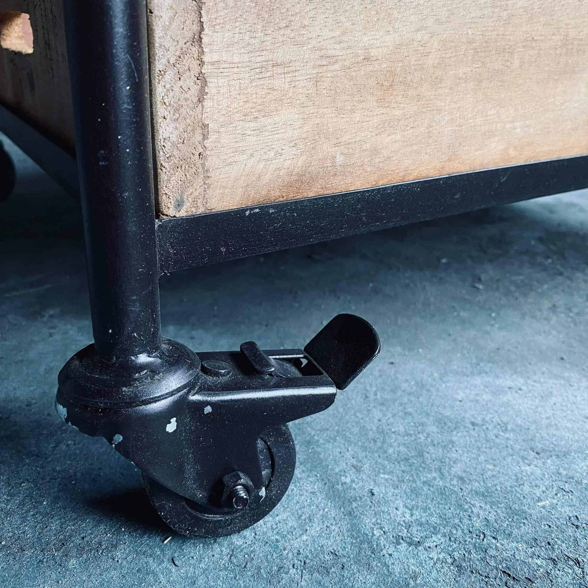 Rullevogn med 3 bakker - Industrielt design - VIAMAJA.DK