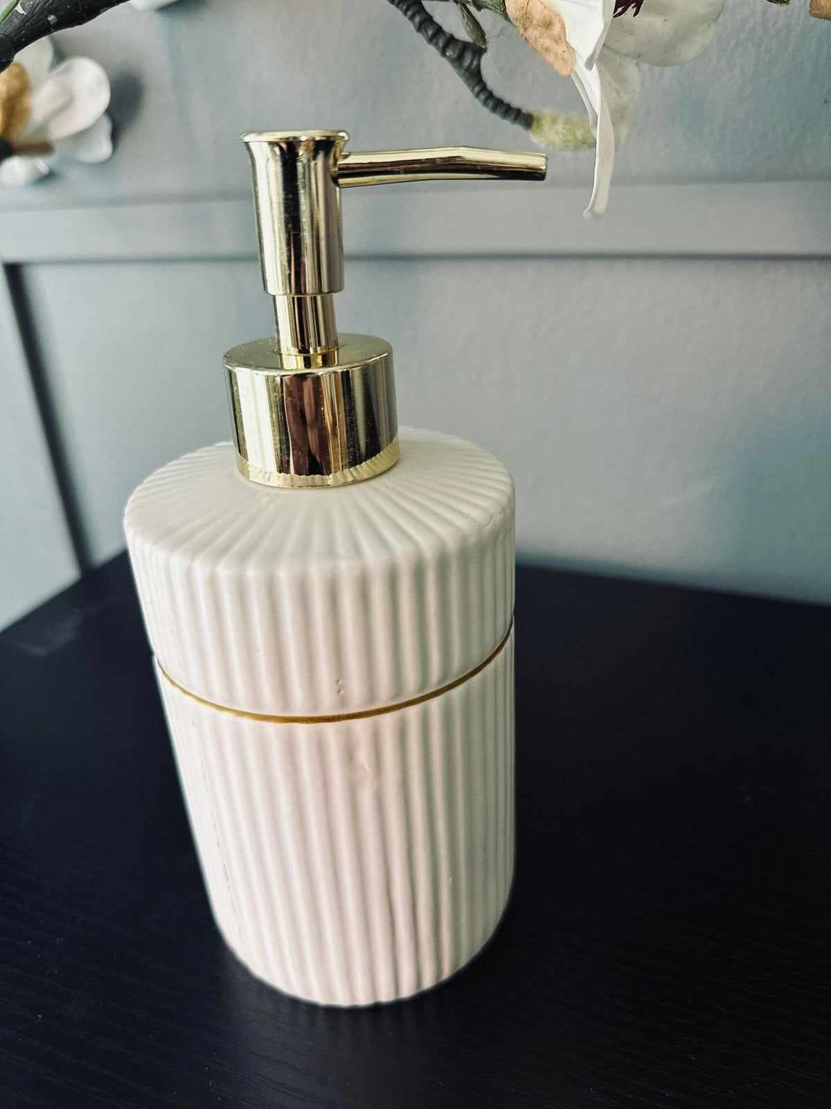 Sæbedispenser - White Luna - VIAMAJA.DK