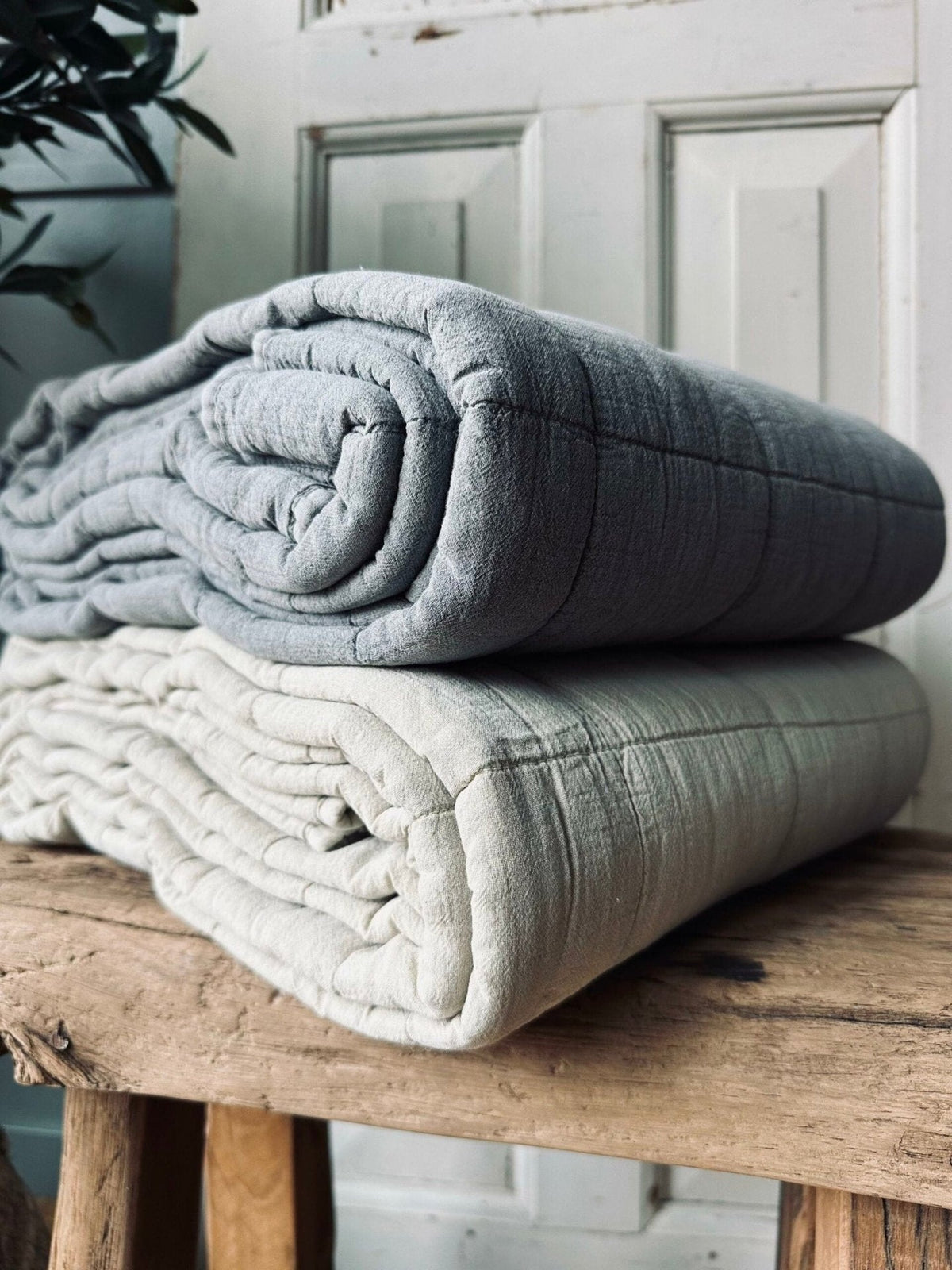 Sengetæppe STONE-WASHED Quilt – Nature - VIAMAJA.DK