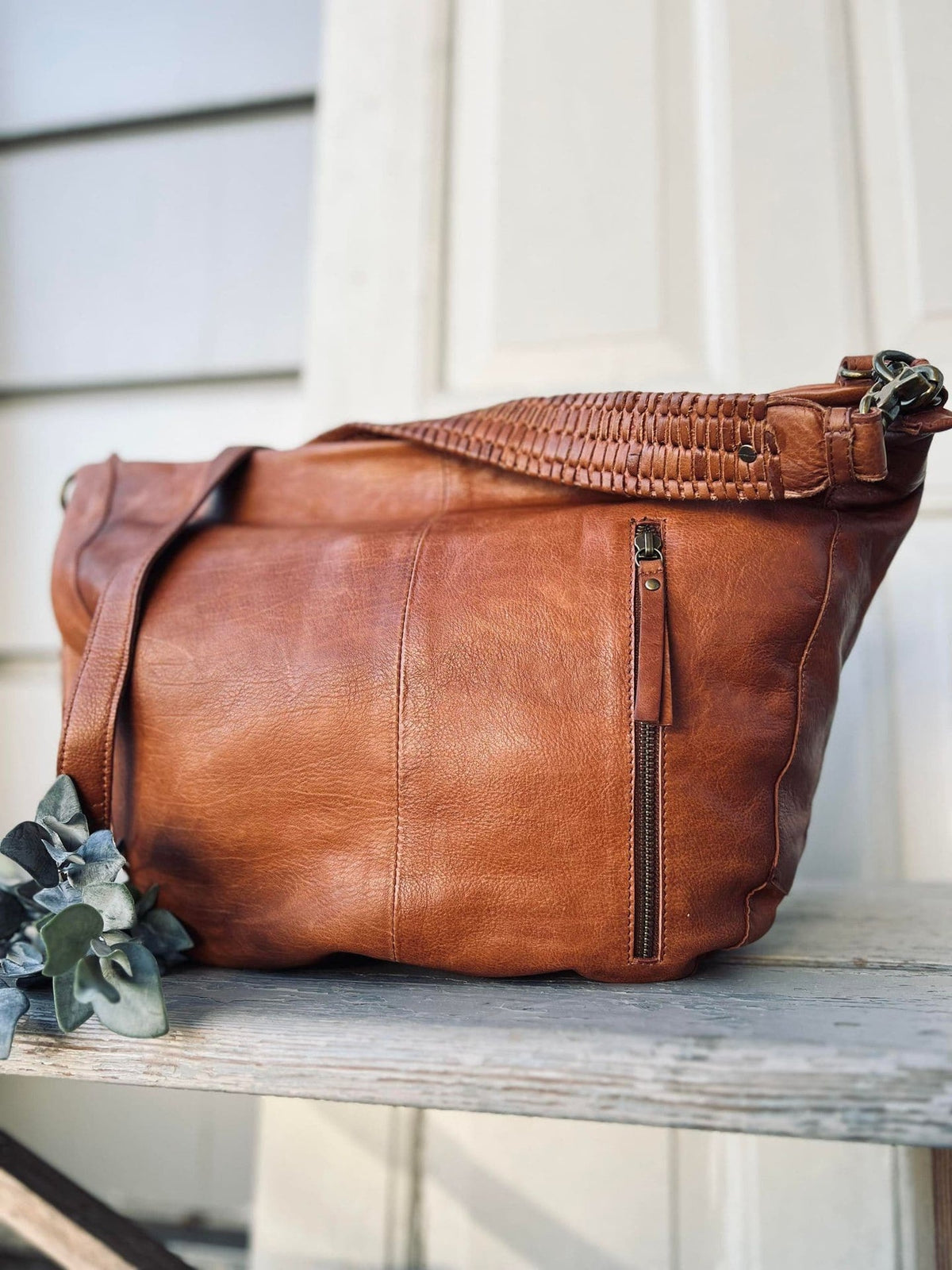 Shopper JACO Walnut - 2 taskeremme medfølger - VIAMAJA.DK