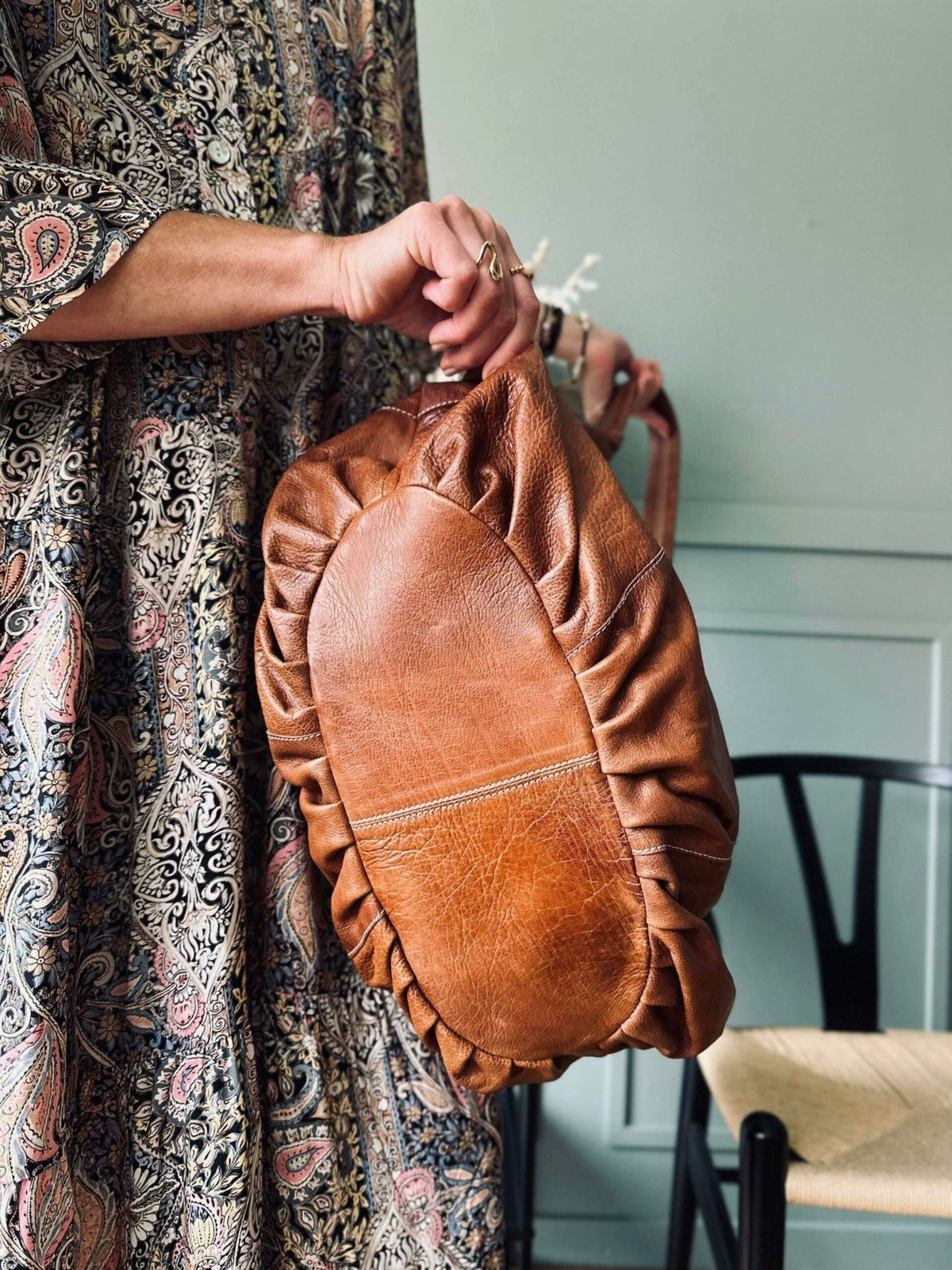 Skuldertaske Big walnut - VIAMAJA.DK