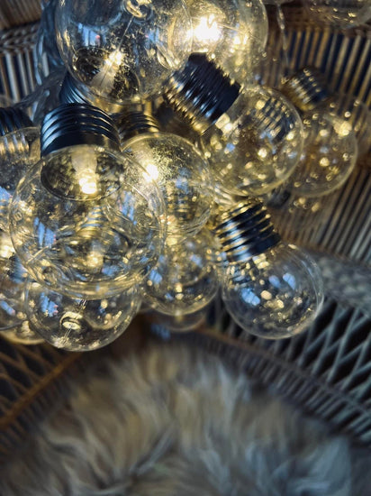 Stor Lyskæde med 50 LED pære og farveskift - Godkendt til inde og ude - VIAMAJA.DK