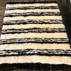 Tapis en peau cousu main rayé en peau d’agneau – 200×155