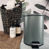 Poubelle de toilette avec couvercle à fermeture douce – Gris 3 litres