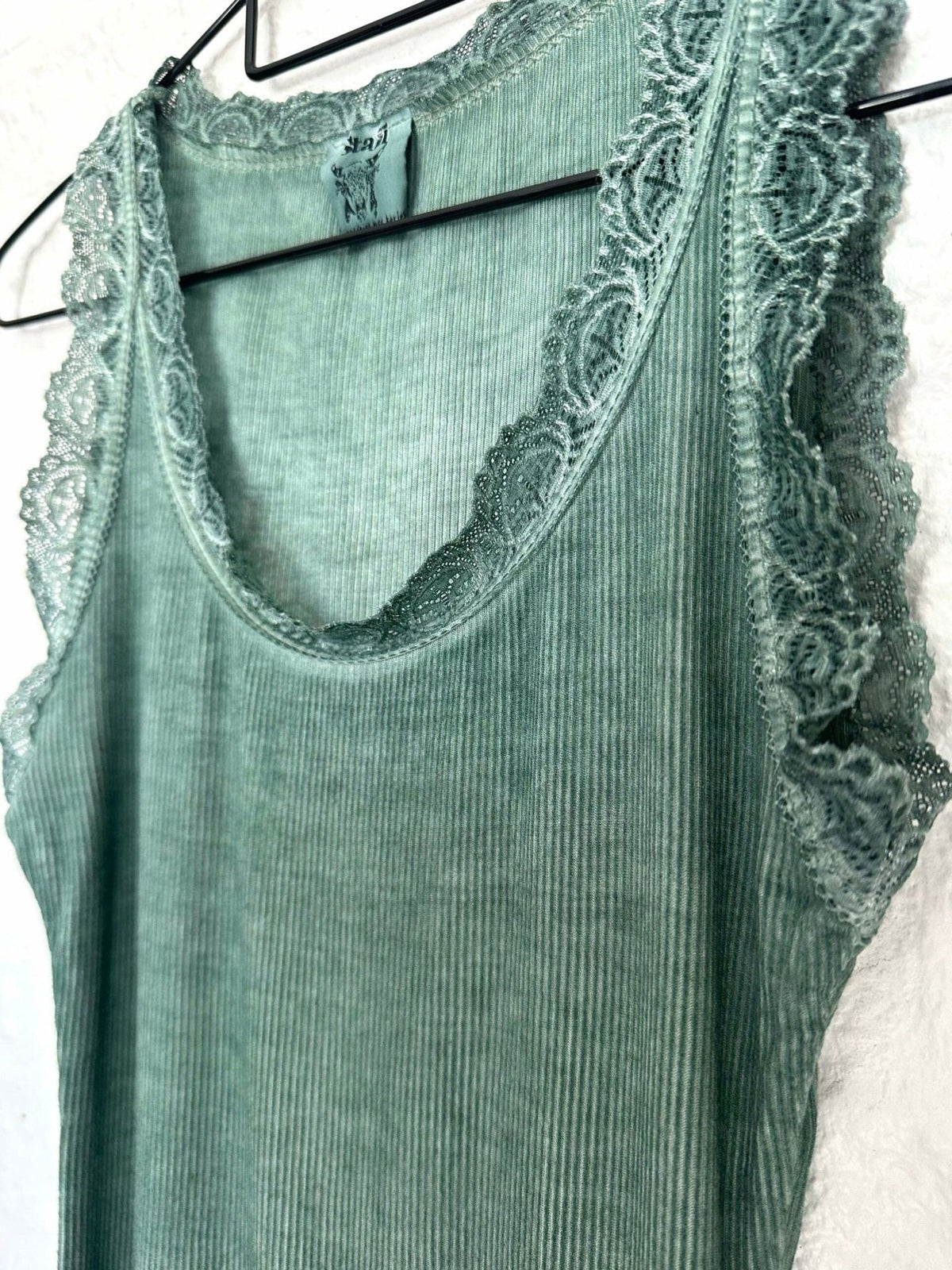 Top med blonde - Daily Dusty green - VIAMAJA.DK