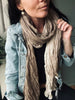 Écharpe Taupe en coton froissé