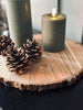 Rondin de bois avec écorce en bois d’acacia