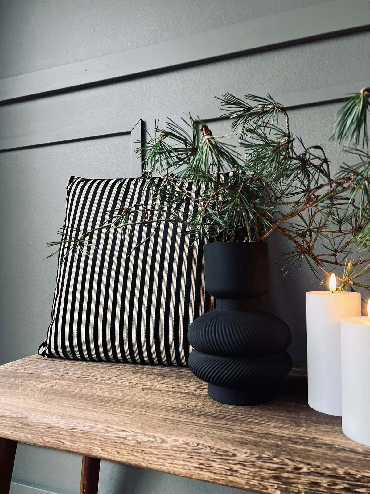 Vase i sort glas - VIAMAJA.DK