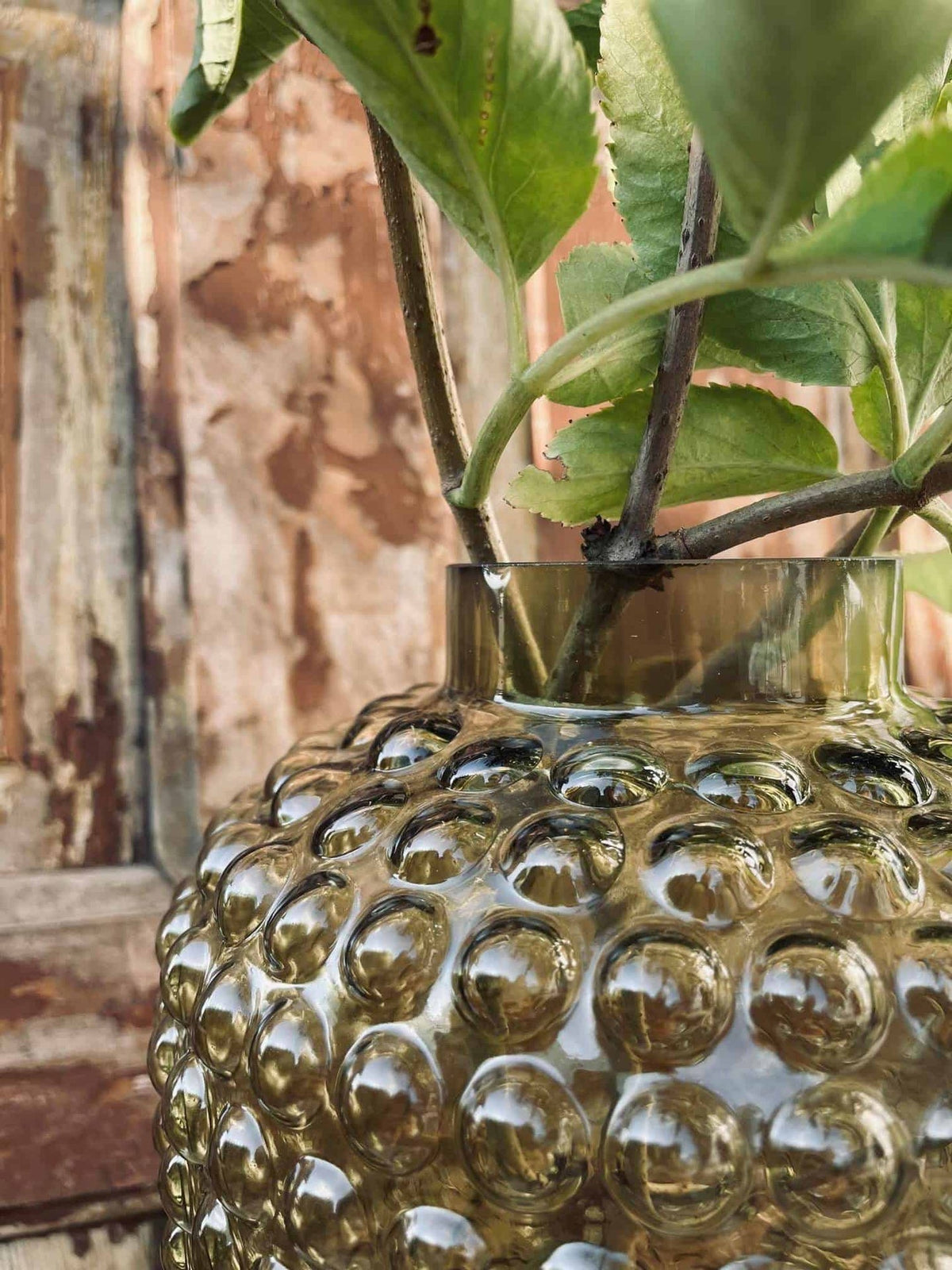 Vase med dots - grøn glas - VIAMAJA.DK