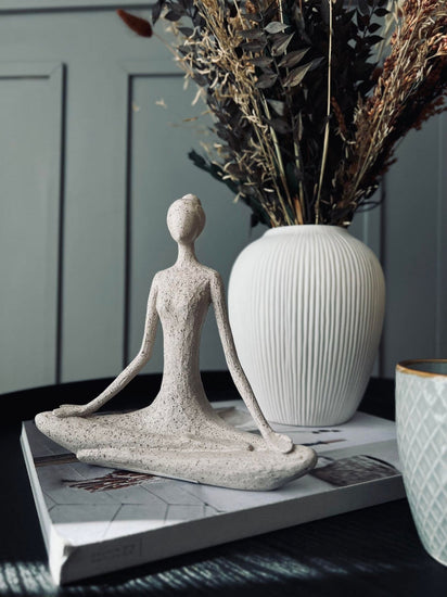 YOGA - White Lady No.4 - VIAMAJA.DK